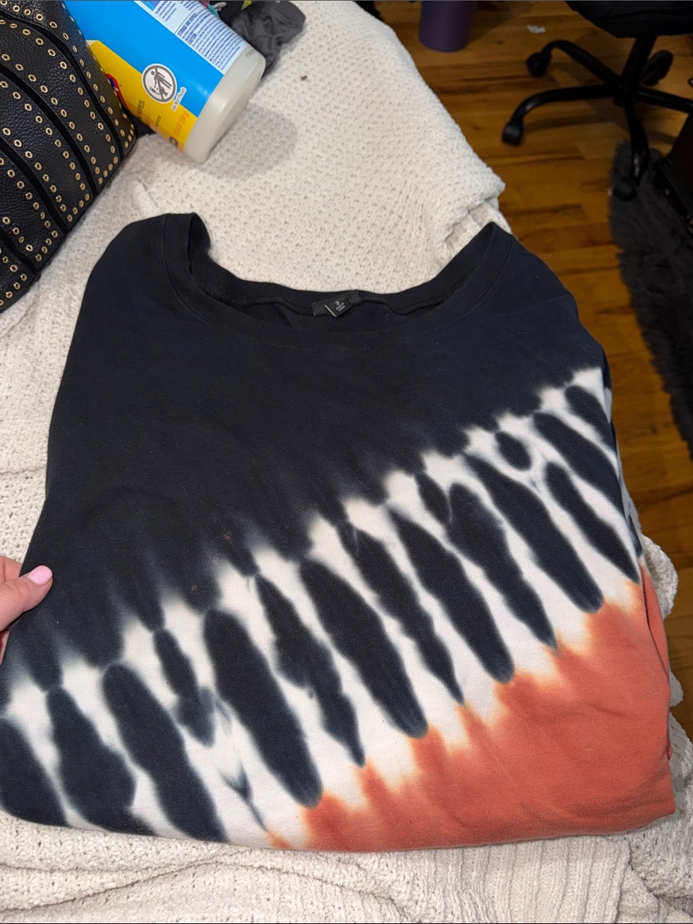 torrid Black, White & Rust Diagonal Tie-Dye Crewneck Sweatshirt